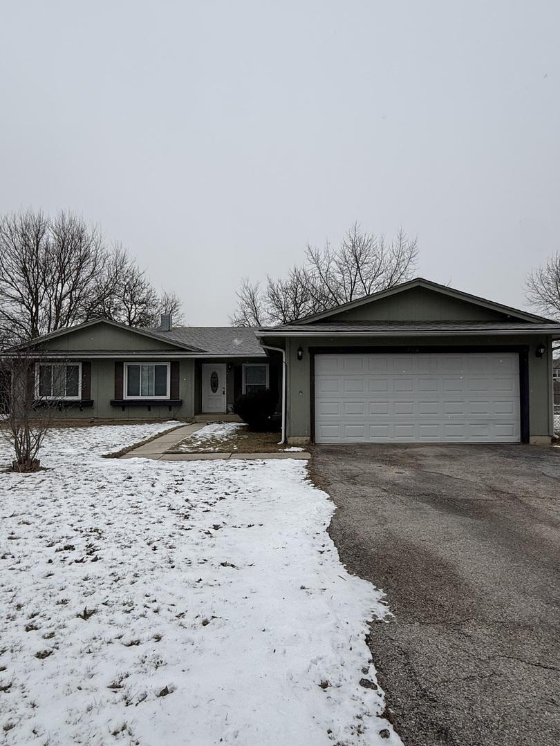 2490 Ridge Ave., Aurora, IL 60504