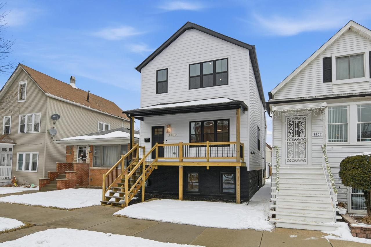 3309 N Whipple St., Chicago, IL 60618