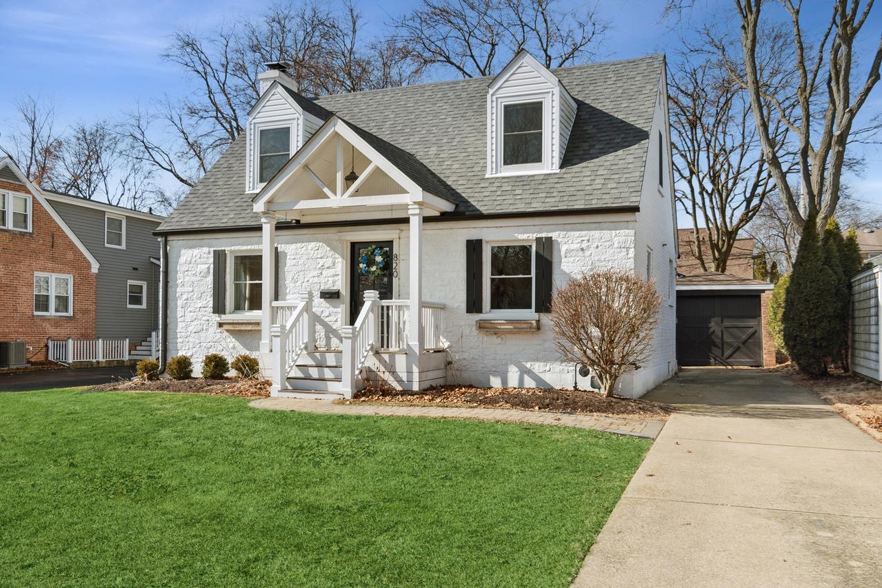 820 Cherry St., Wheaton, IL 60187