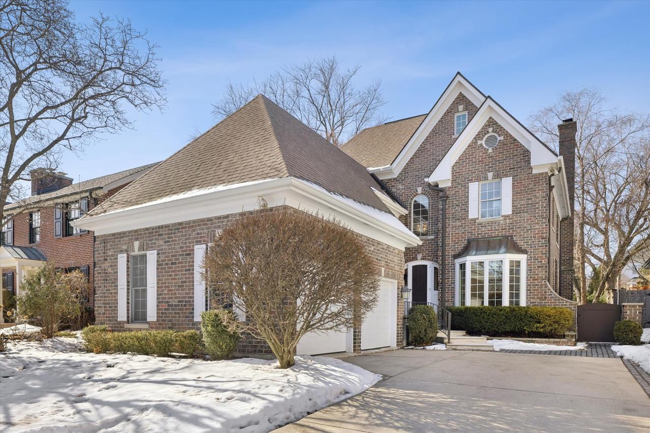 440 S Grant St., Hinsdale, IL 60521