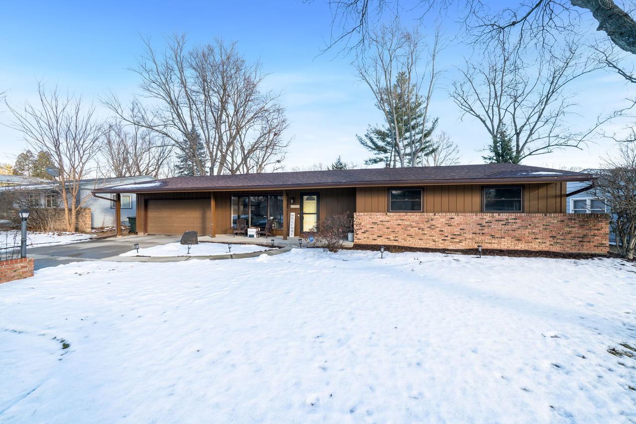 1703 Wisteria Rd., Rockford, IL 61107