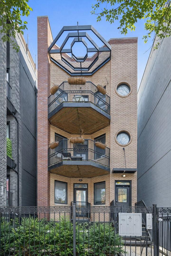 1031 N Marshfield Ave. #3, Chicago, IL 60622