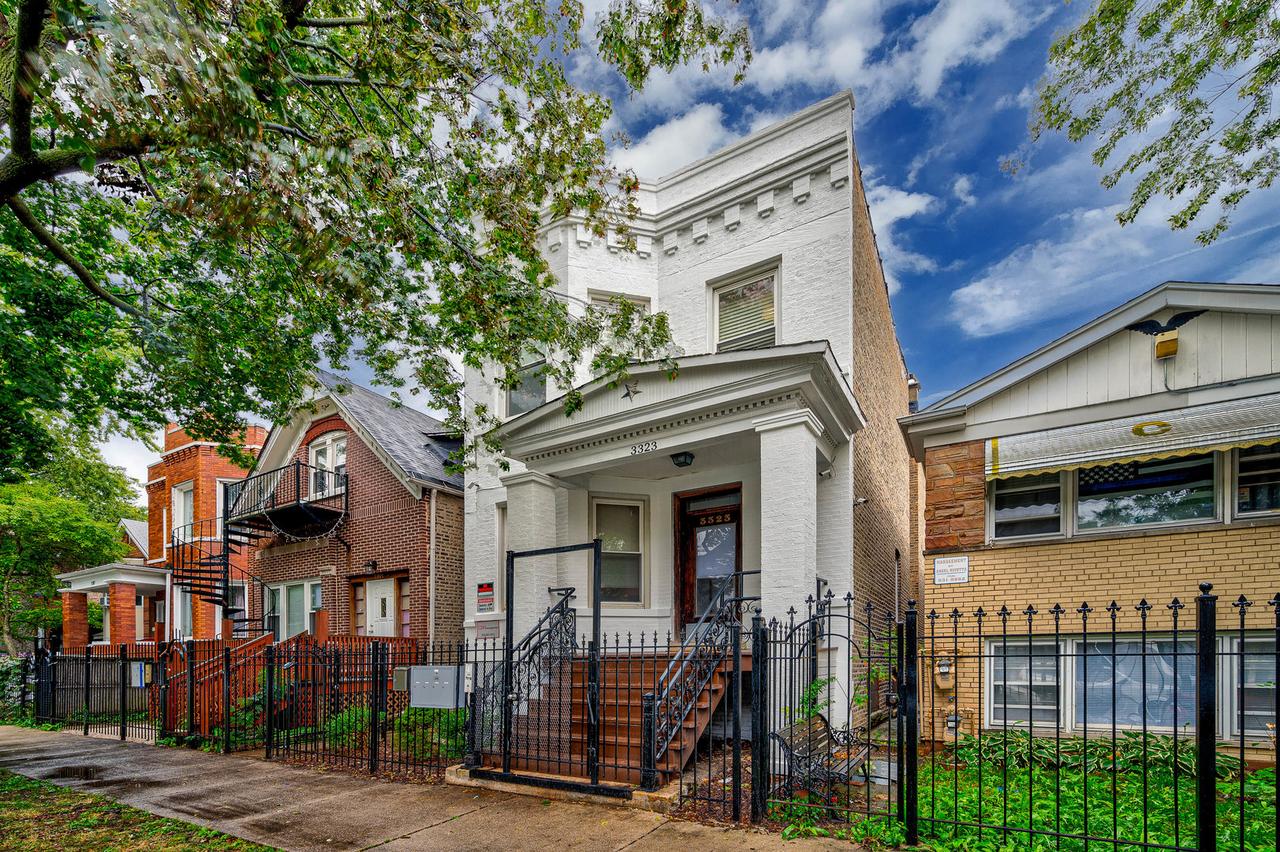 3323 W Potomac Ave., Chicago, IL 60651