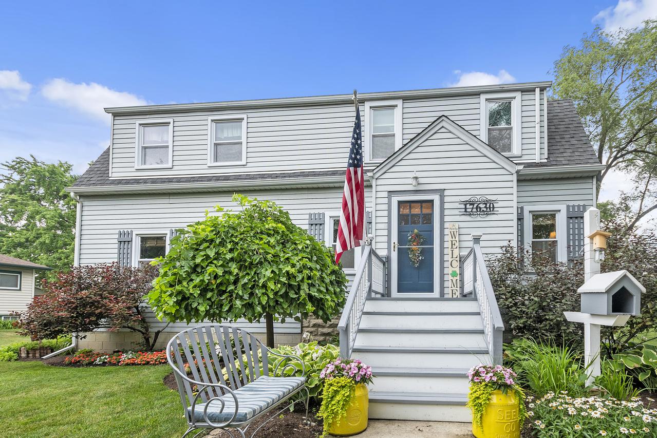 17630 67th Ct., Tinley Park, IL 60477