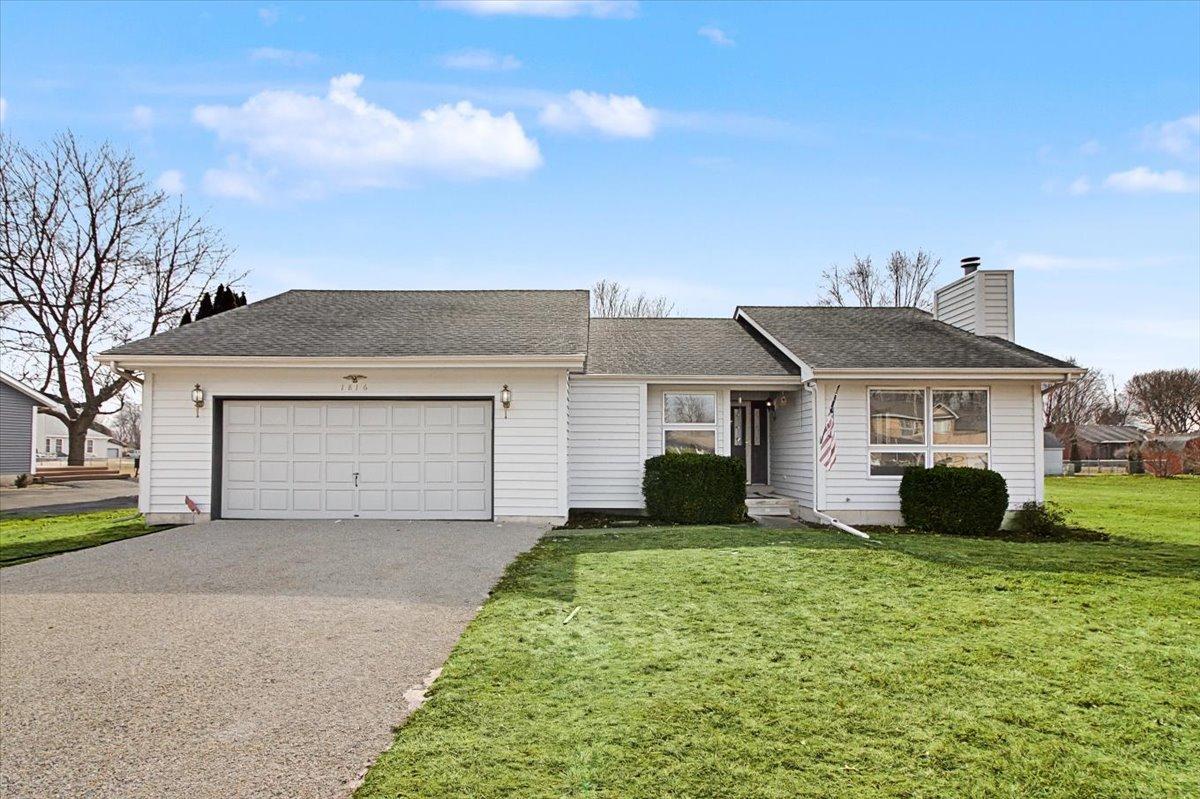 1816 Doris Rd., Lake Holiday, IL 60548