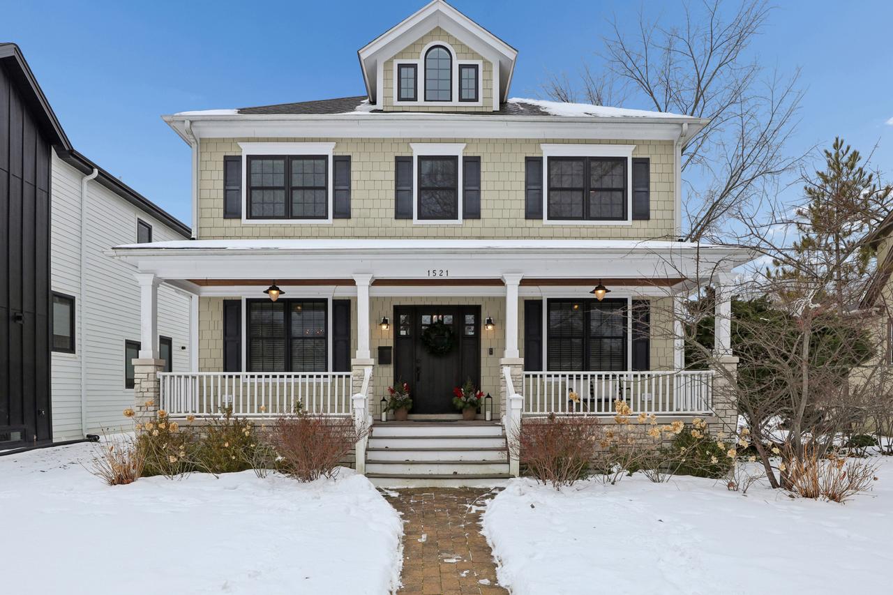 1521 Gregory Ave., Wilmette, IL 60091