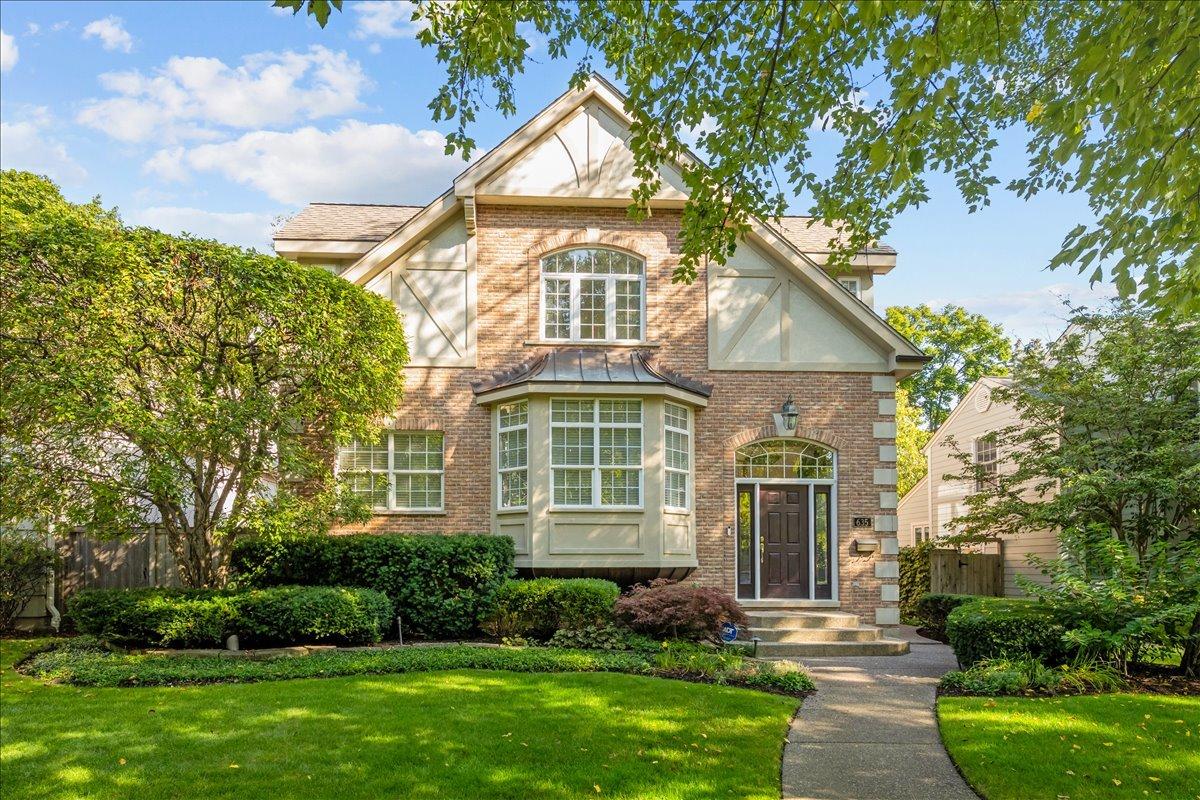 635 Melrose Ave., Kenilworth, IL 60043