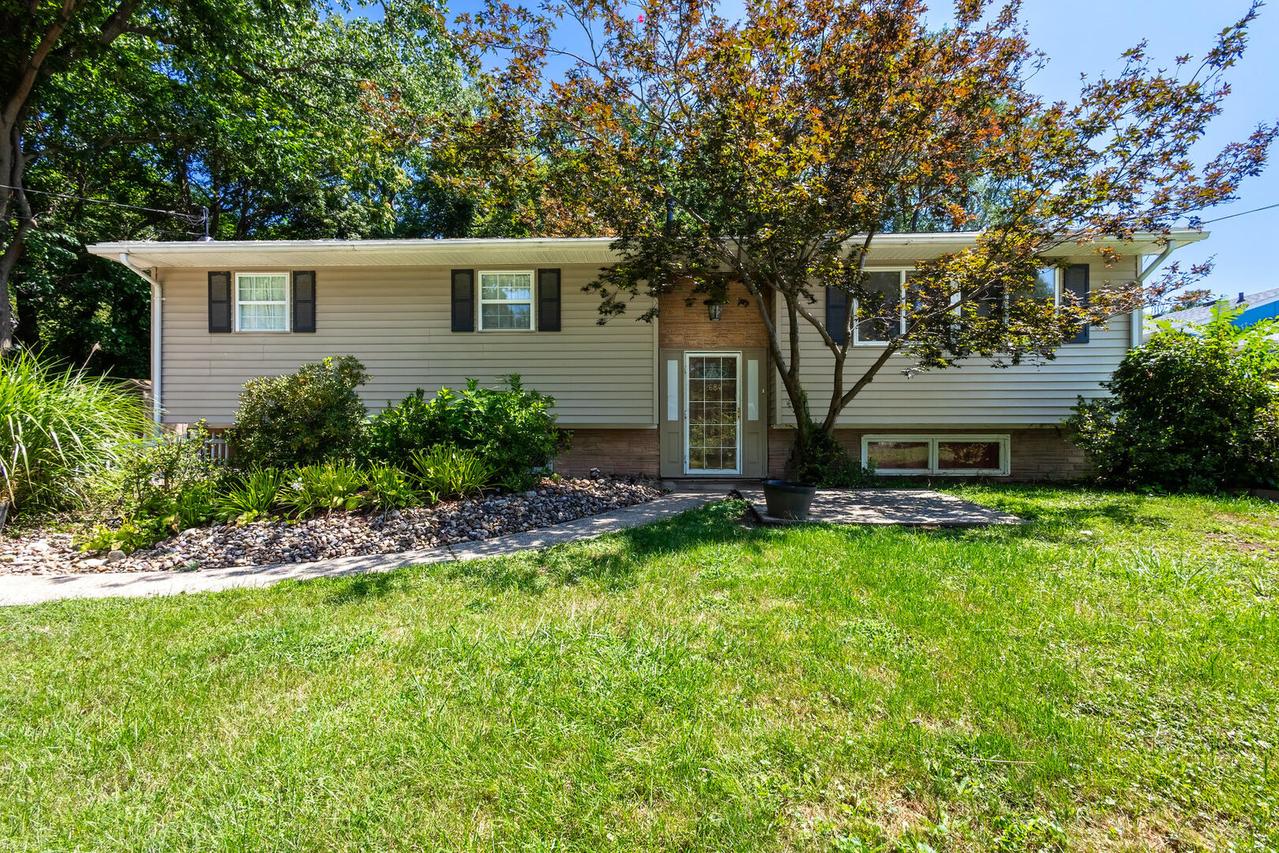 2684 1st St., East Moline, IL 61244