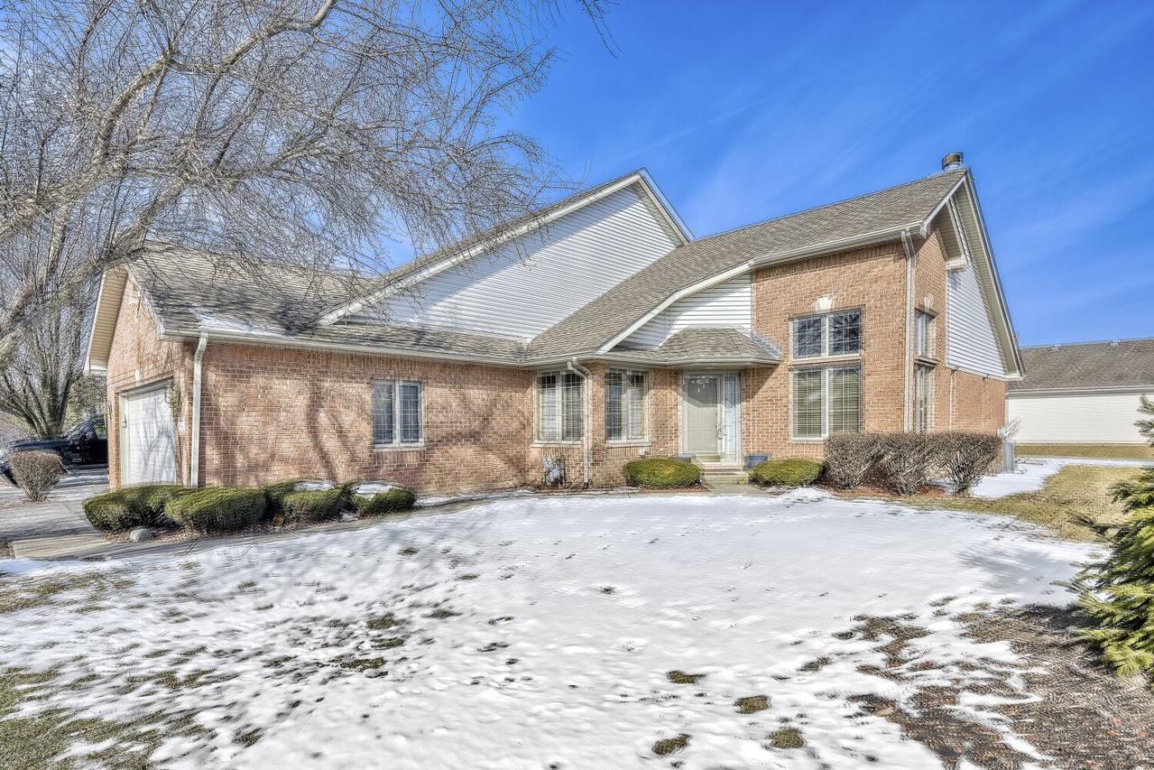 6700 Pondview Dr., Tinley Park, IL 60477