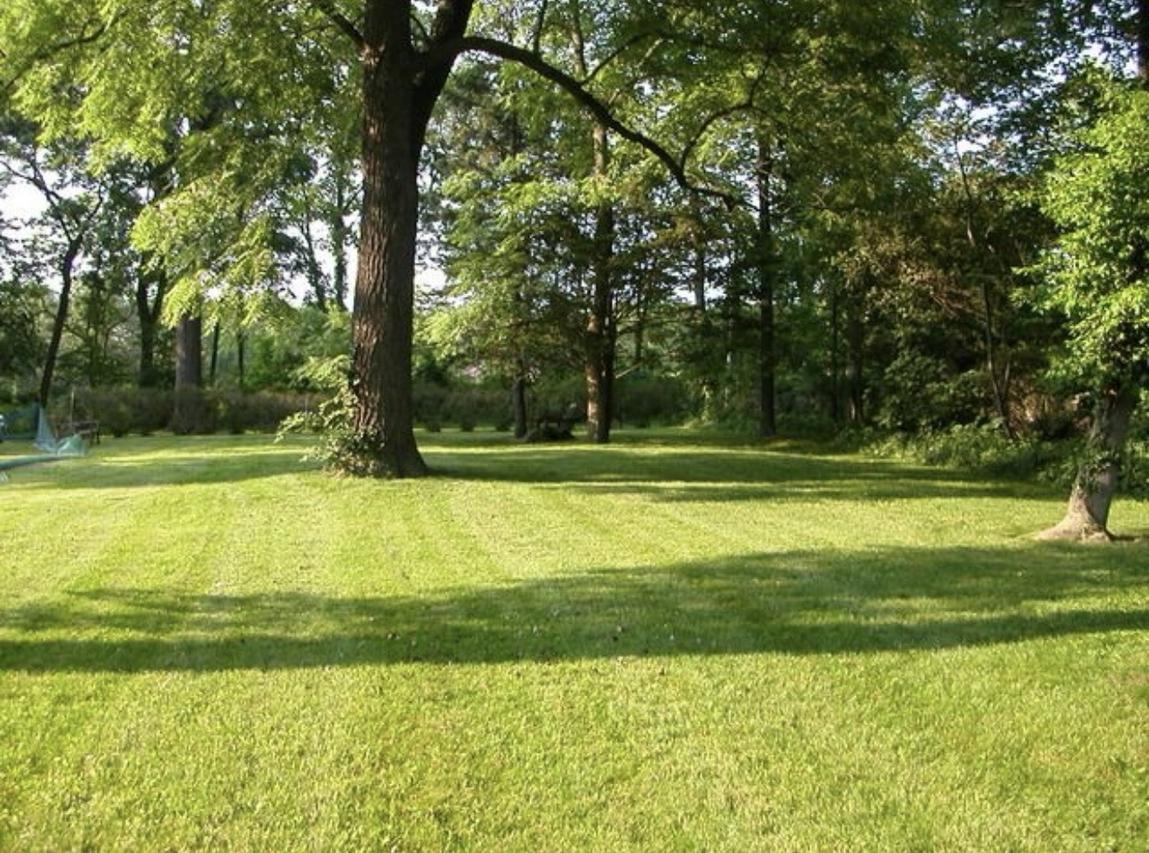 355 E Blodgett Ave., Lake Bluff, IL 60044