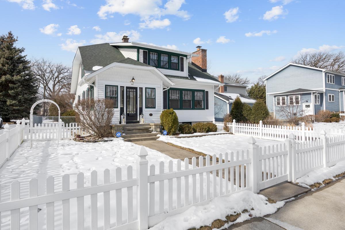 [Address Hidden by Seller], Itasca, IL 60143