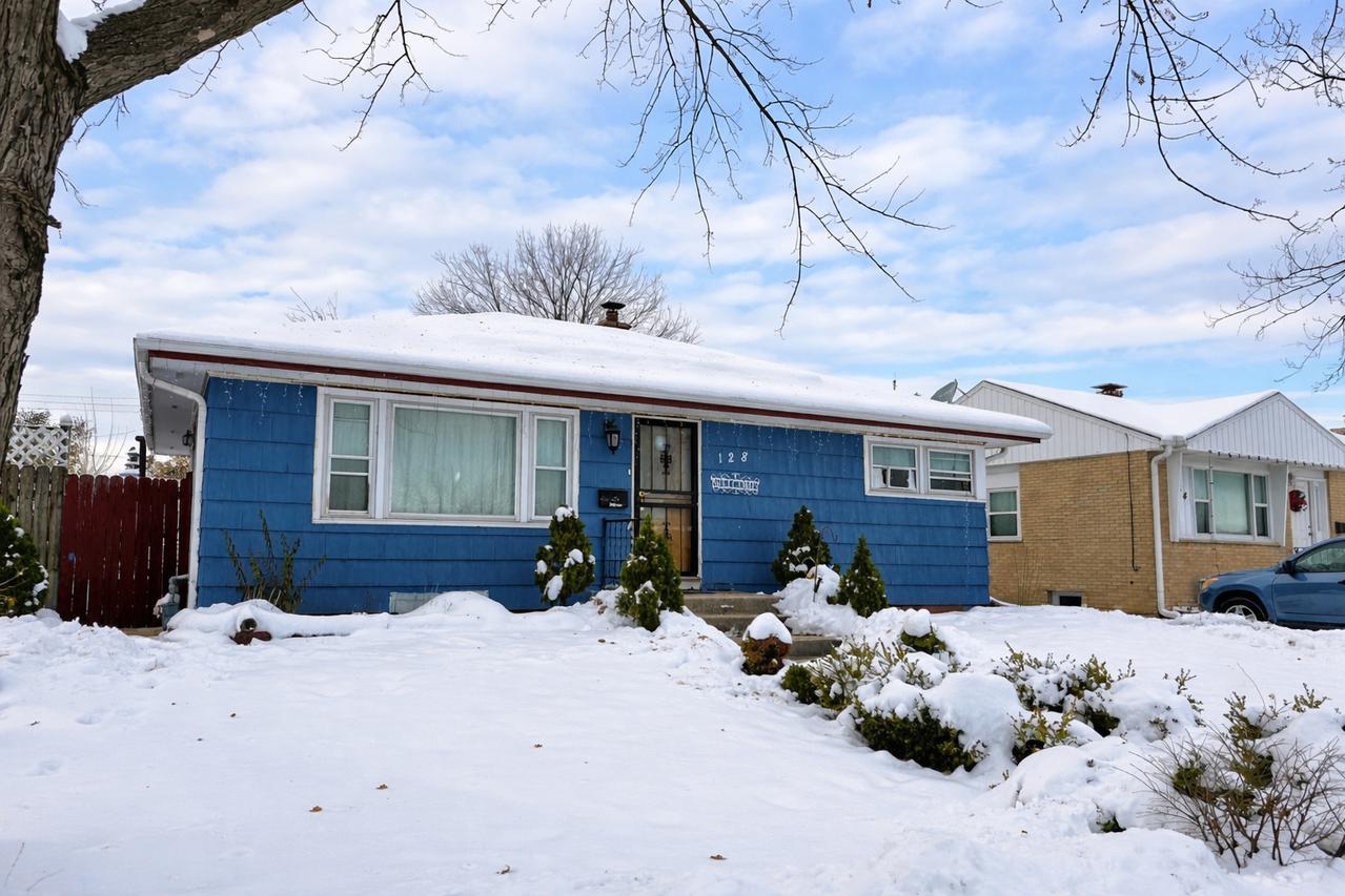 128 N York Rd., Bensenville, IL 60106