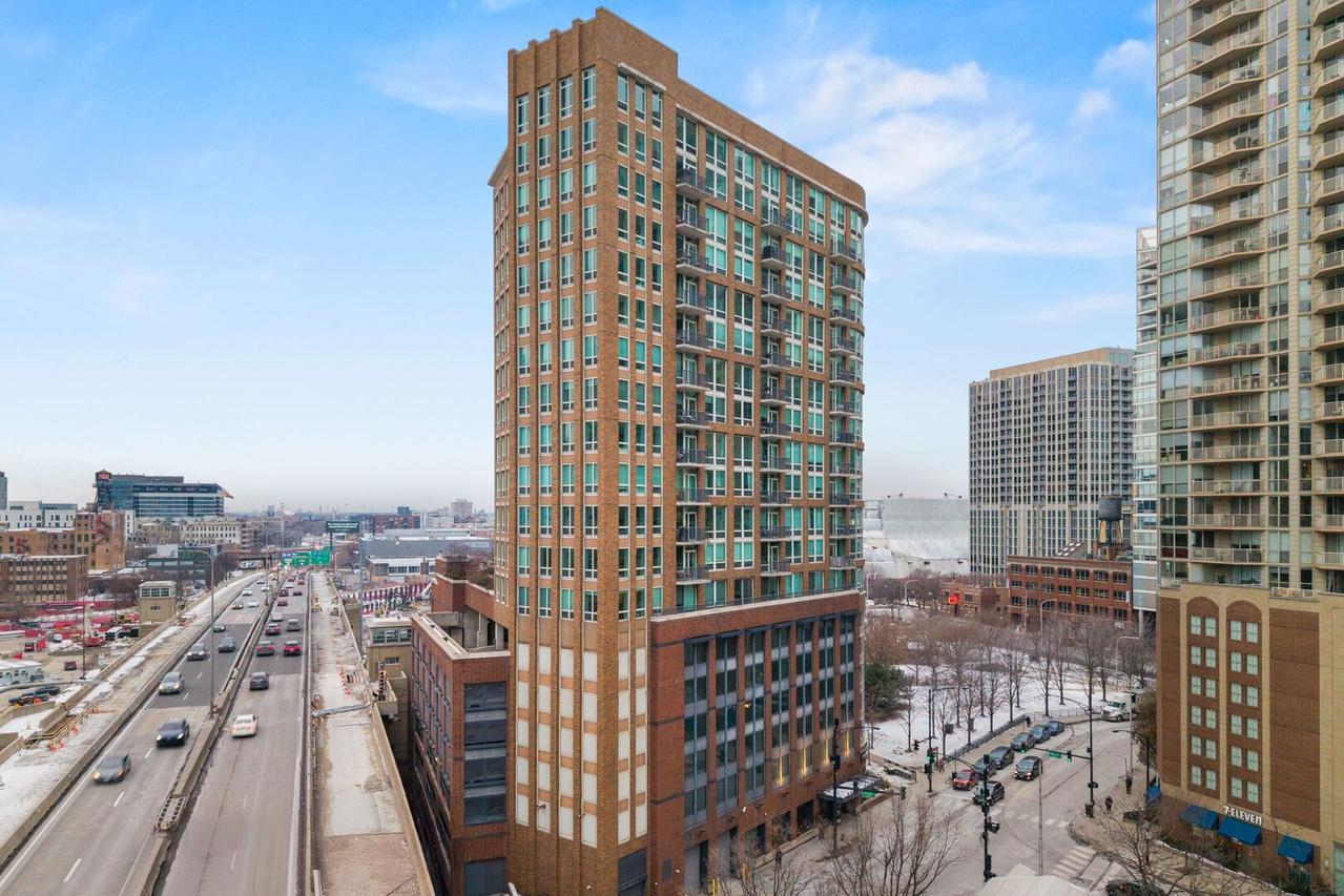 600 N Kingsbury St. #506, Chicago, IL 60654