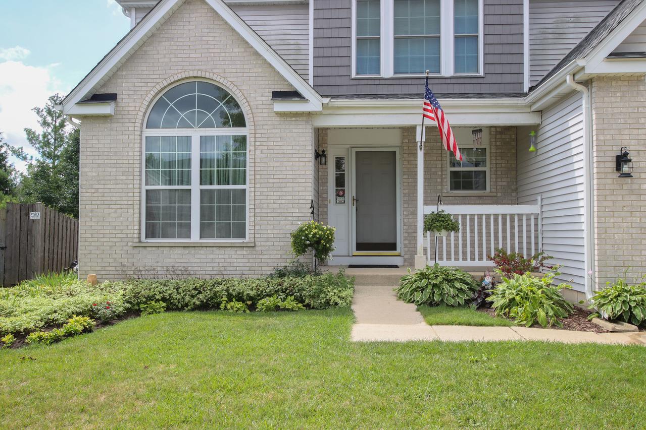 1949 W Windsor Dr., Round Lake, IL 60073