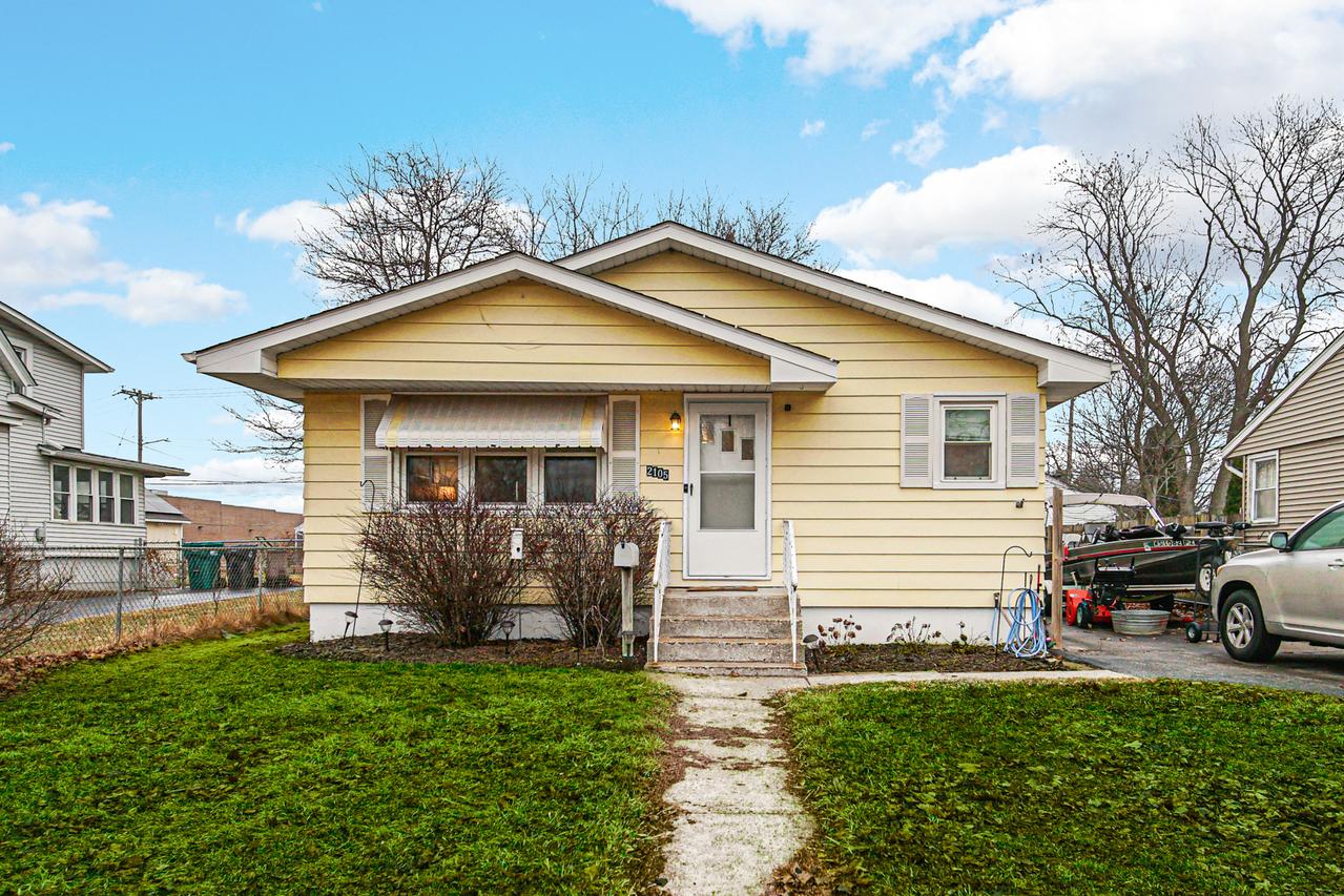 [Address Hidden by Seller], Zion, IL 60099