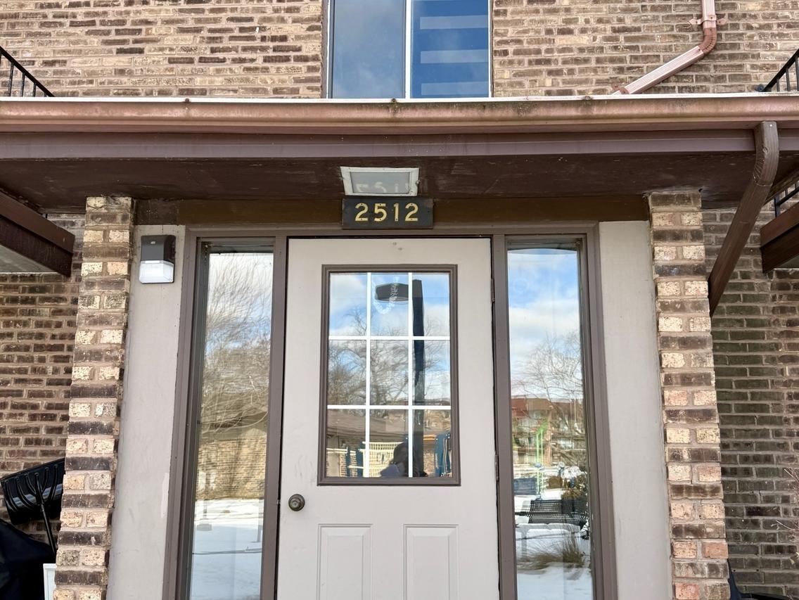 [Address Hidden by Seller], Woodridge, IL 60517