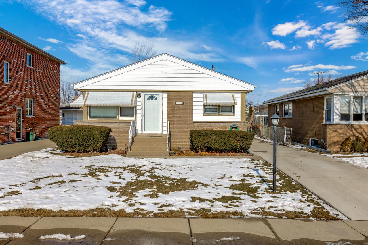 7736 W Winona St., Norridge, IL 60706