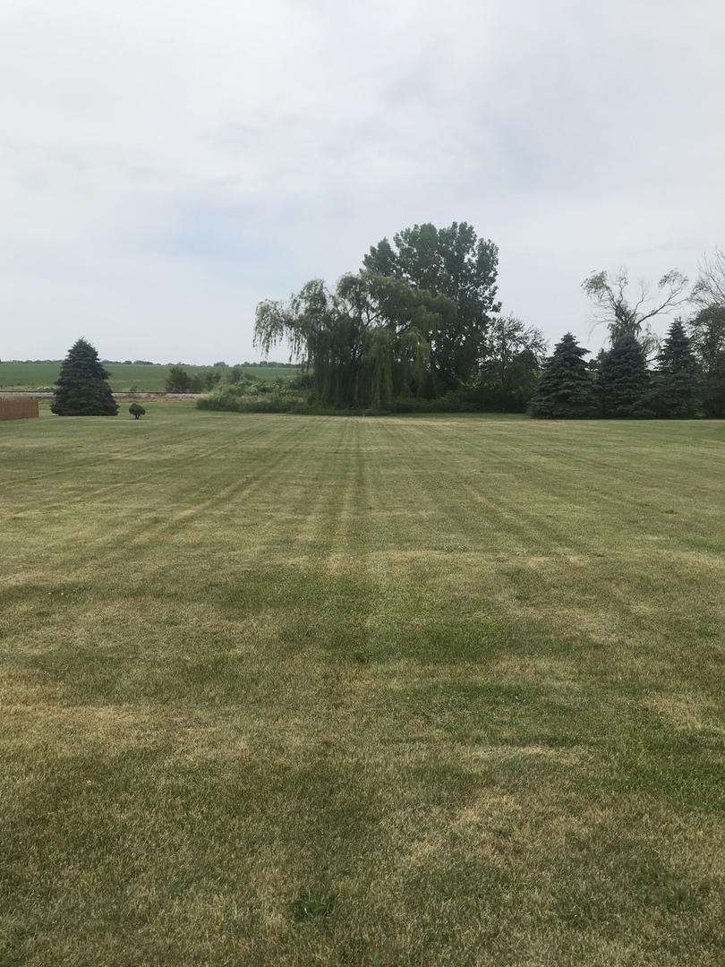 3411 E Cleveland St., Ladd, IL 61329