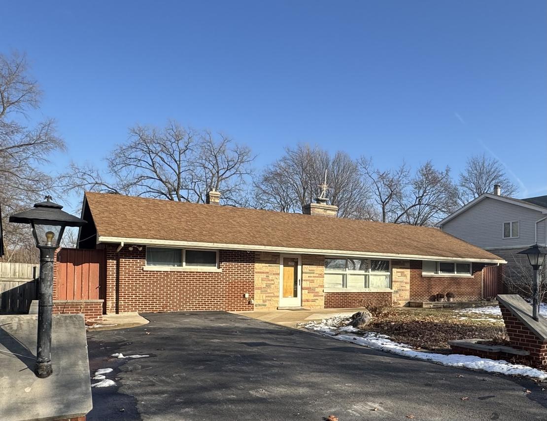 16037 Springfield Ave., Markham, IL 60428