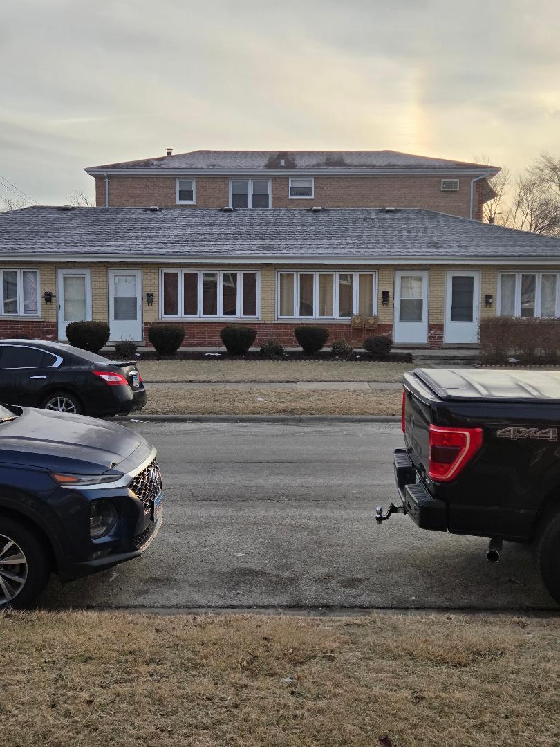 6124 W 79th St., Burbank, IL 60459