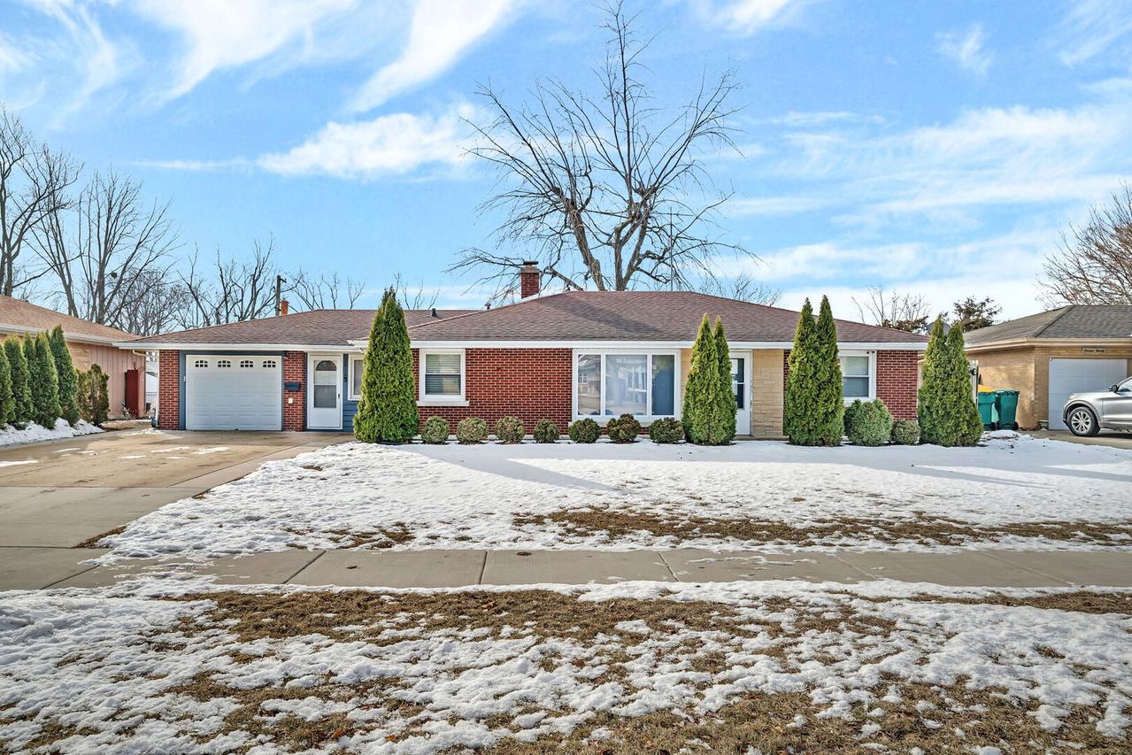 1616 Mayfield Ave., Joliet, IL 60435