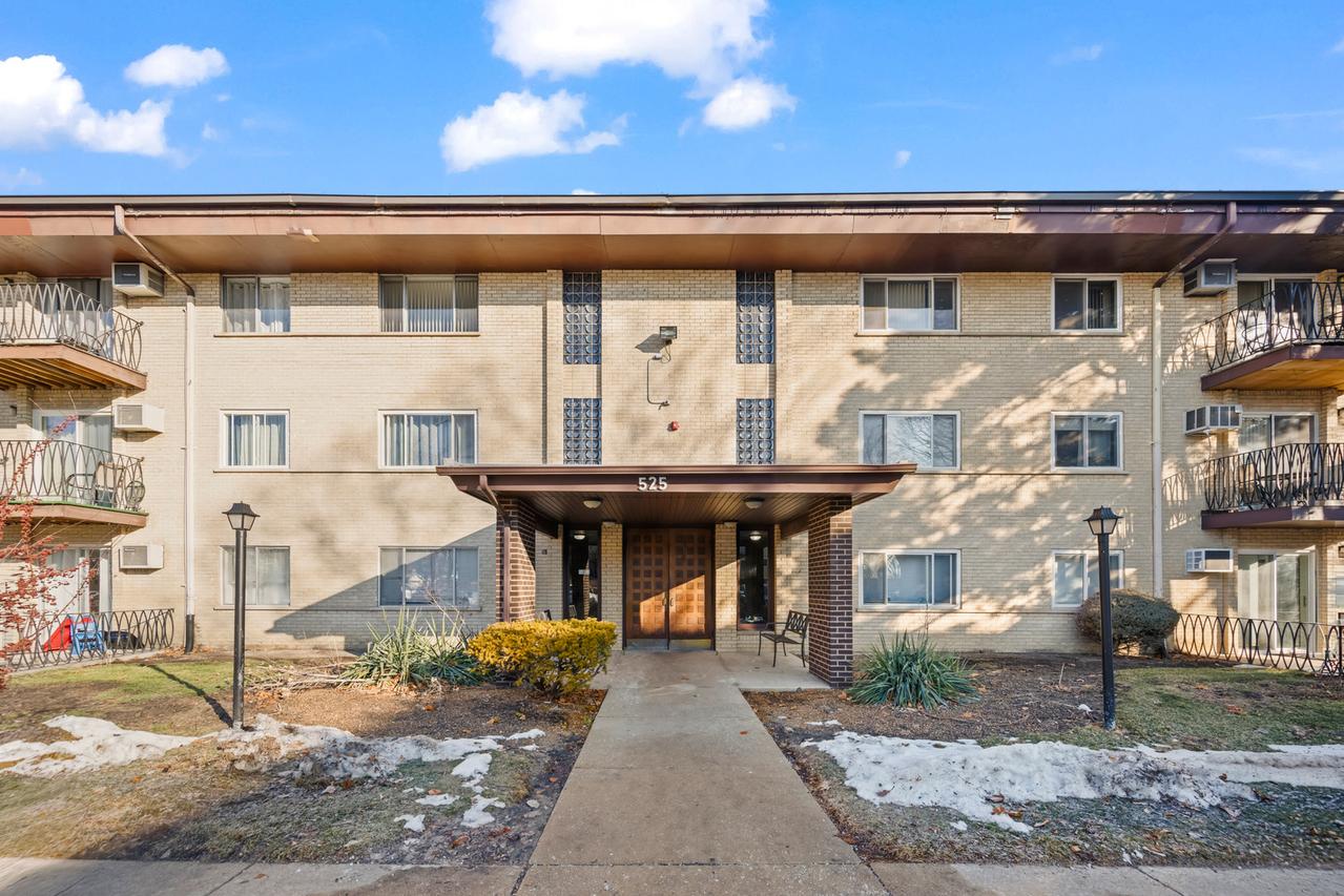 525 S Cleveland Ave. #104, Arlington Heights, IL 60005