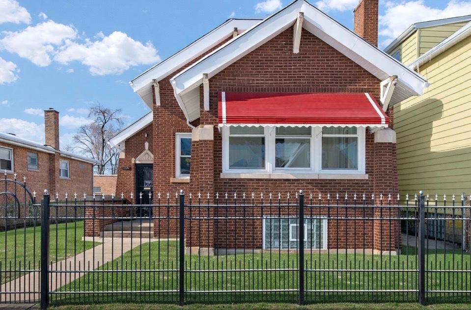 11440 S Indiana Ave., Chicago, IL 60628