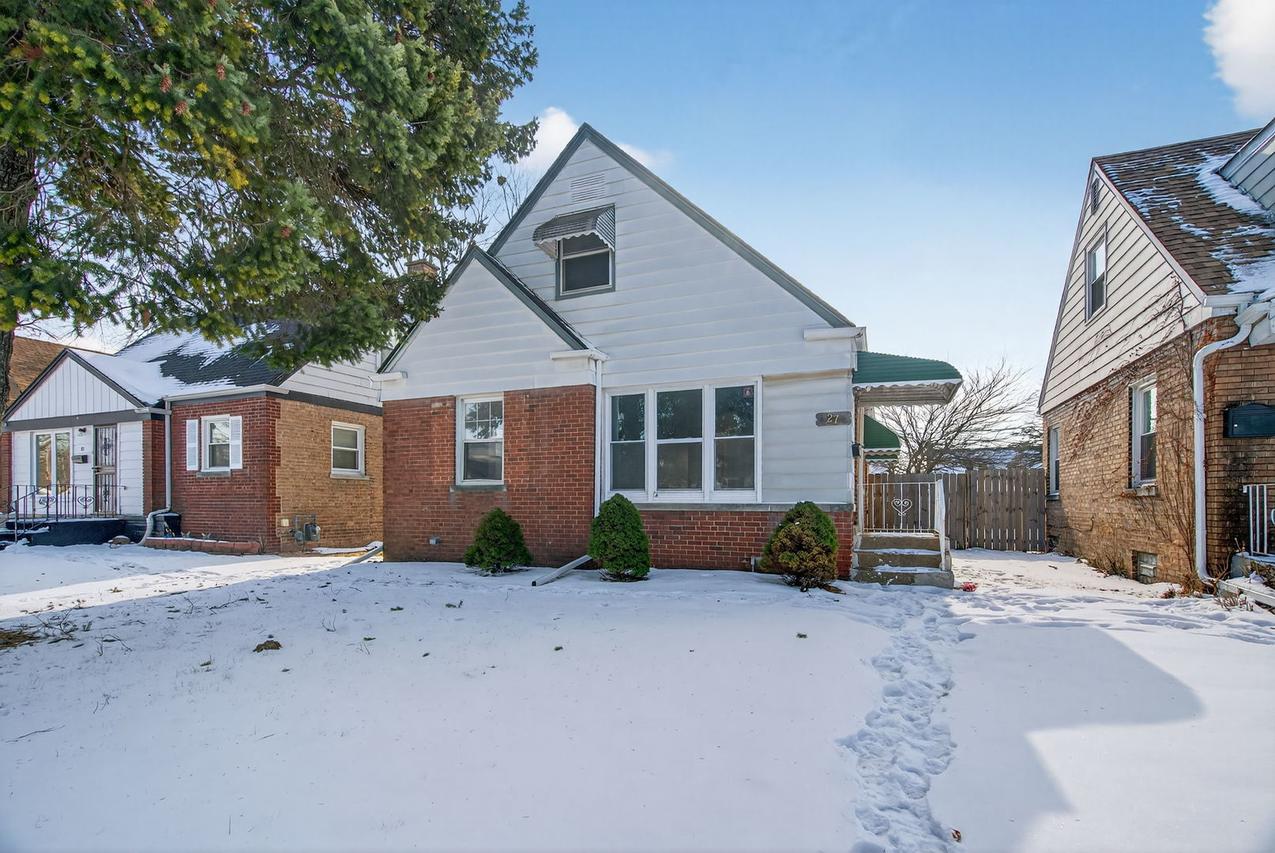 27 164th Pl., Calumet City, IL 60409