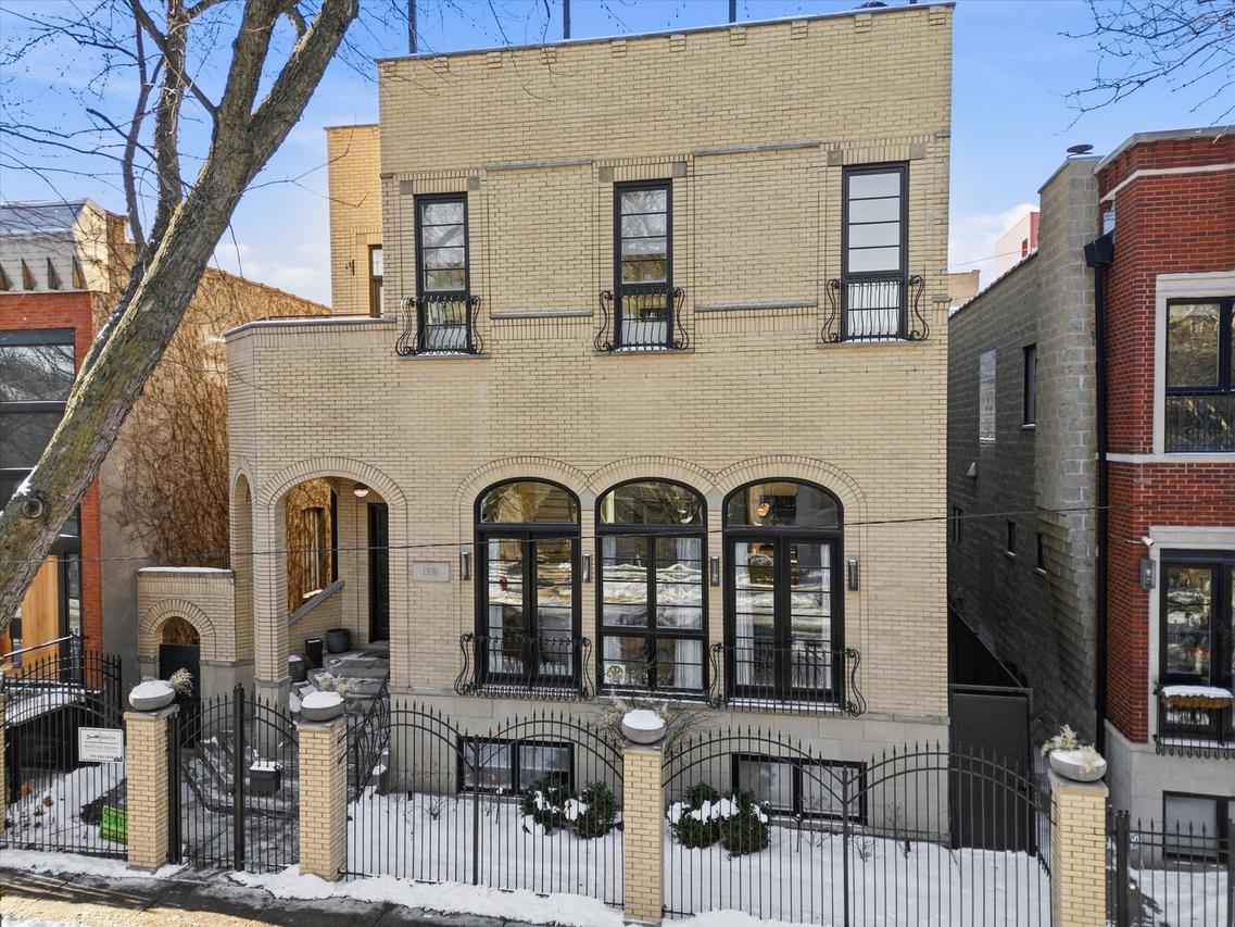 1936 N Wilmot Ave., Chicago, IL 60647