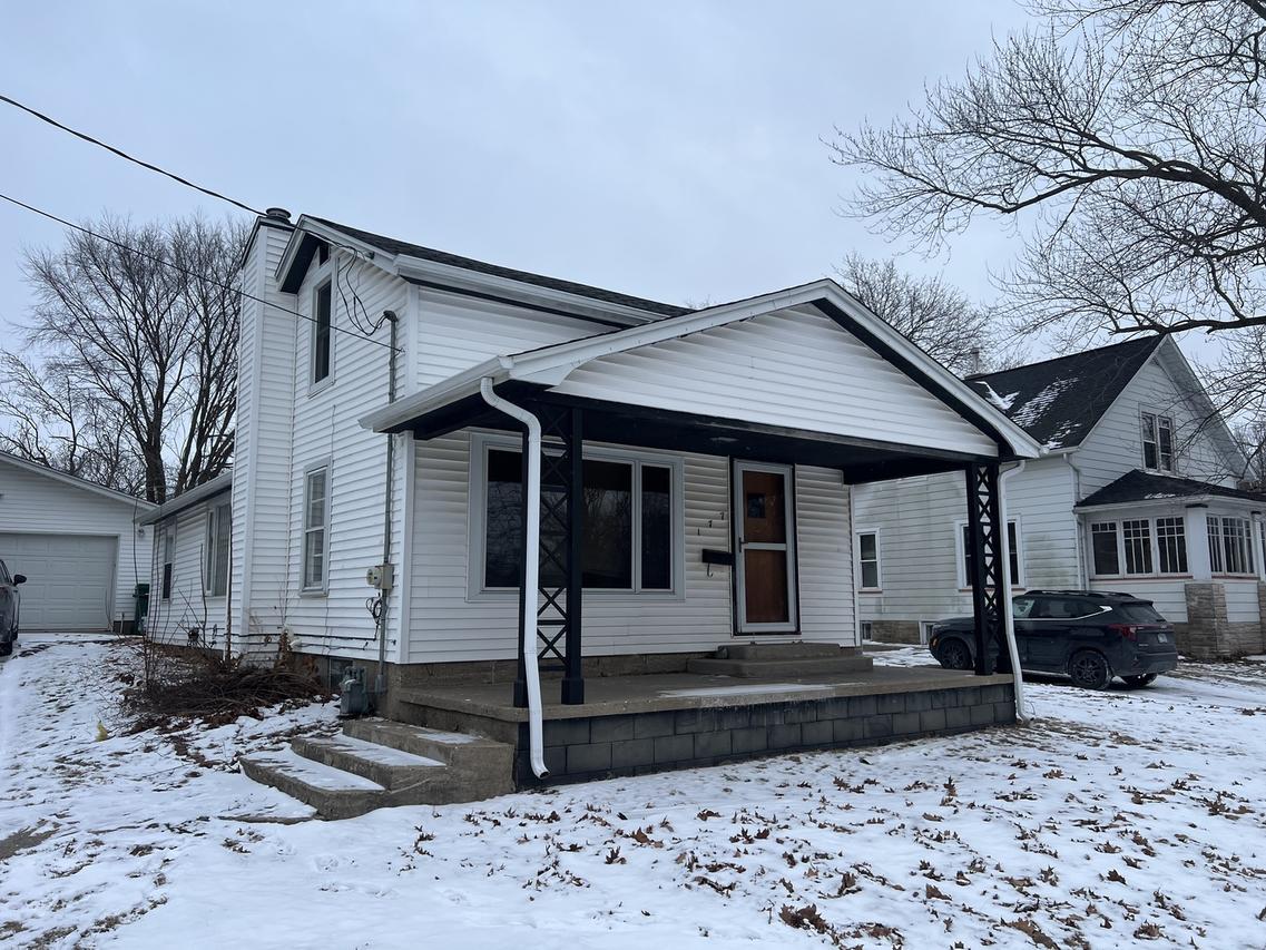 [Address Hidden by Seller], Farmington, IL 61531