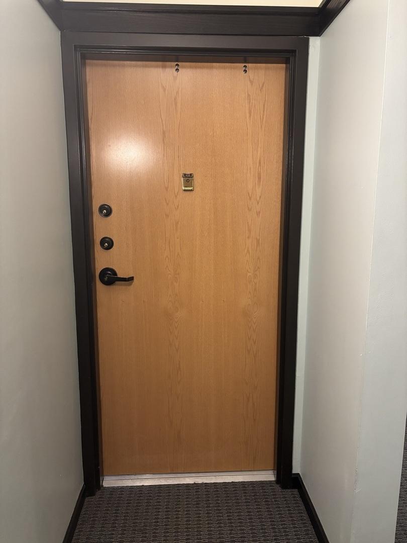 709 79th St. #408, Darien, IL 60561