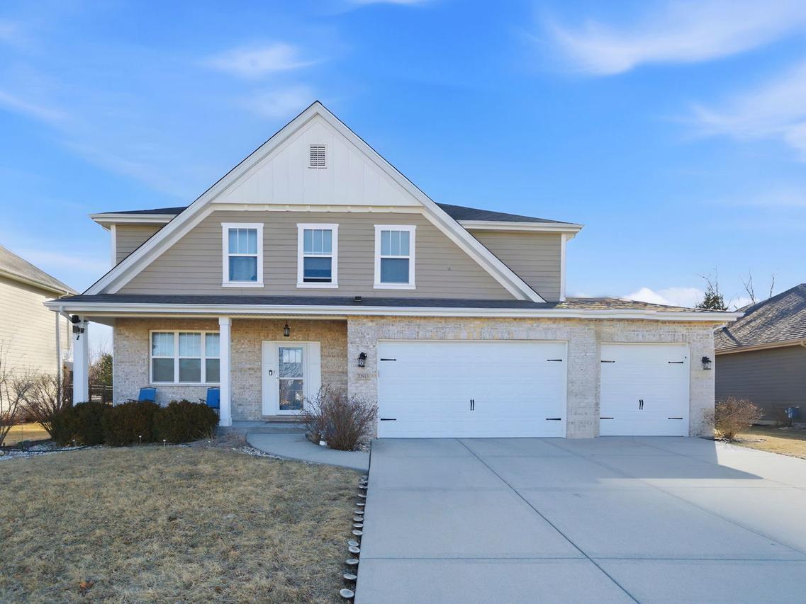 20913 Lakewoods Ln., Shorewood, IL 60404