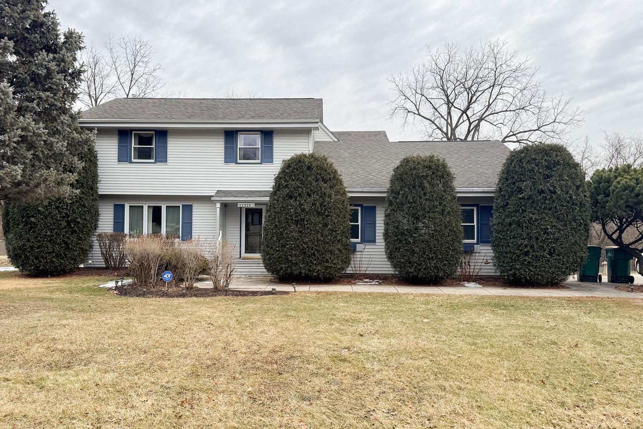 1926 Valencia Dr., Rockford, IL 61108