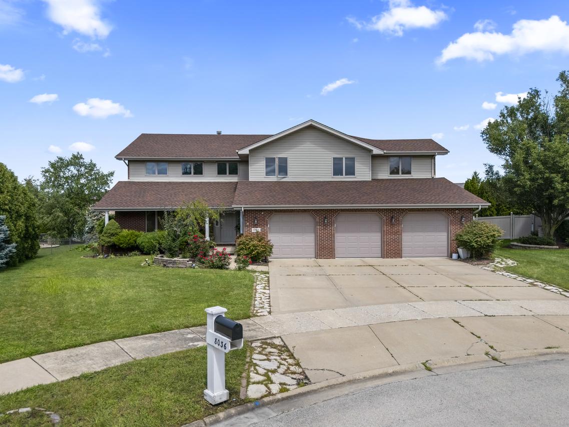 8036 Highfield Ct., Tinley Park, IL 60487
