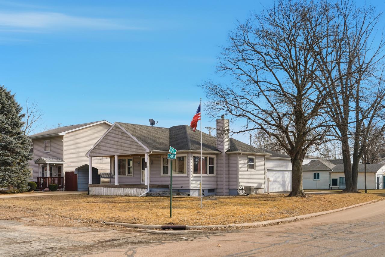 1215 W 20th St., Rock Falls, IL 61071