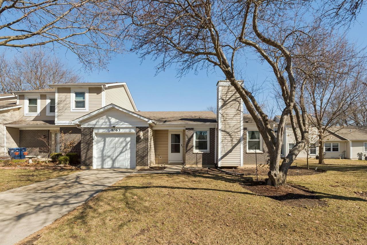 1063 Stonehedge Dr., Schaumburg, IL 60194