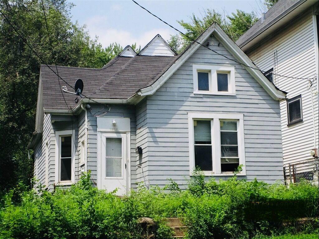 1619 S Faraday Ave., Peoria, IL 61605