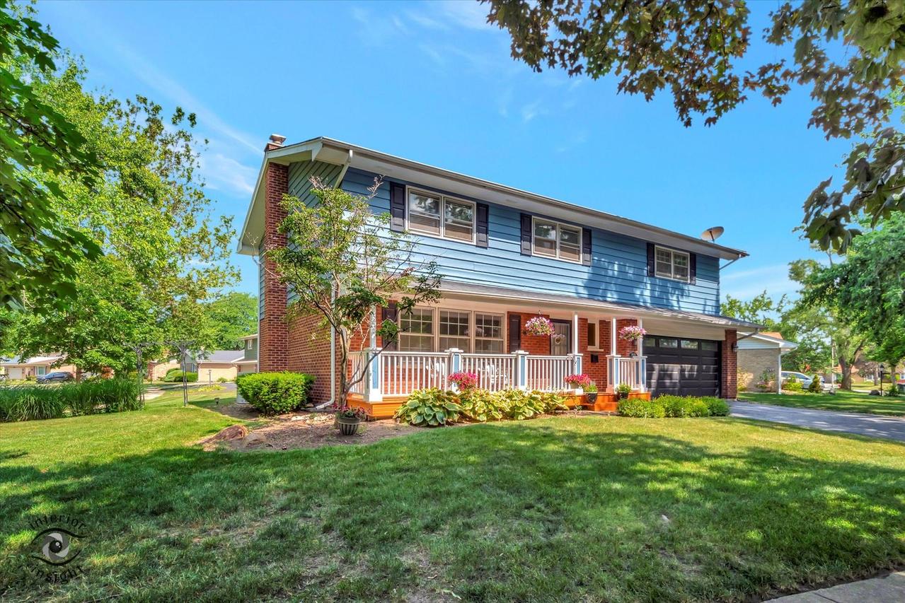 19126 Pierce Ave., Homewood, IL 60430