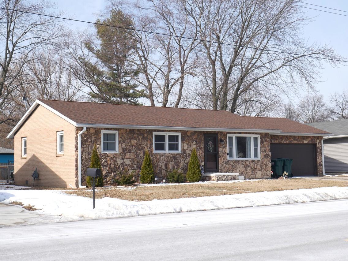 973 Cardinal Dr., Bradley, IL 60915