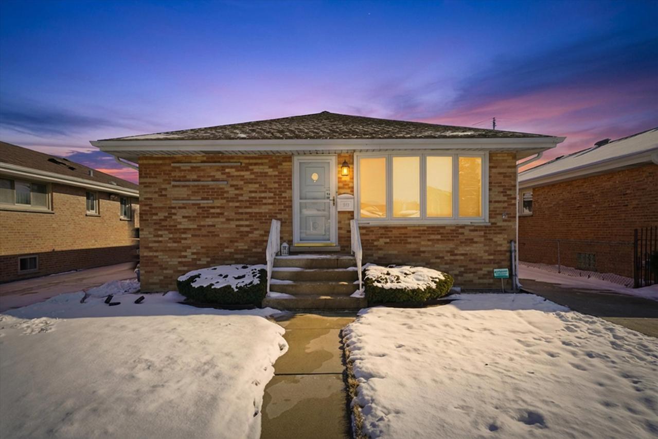 3719 Hawthorne St., Schiller Park, IL 60176