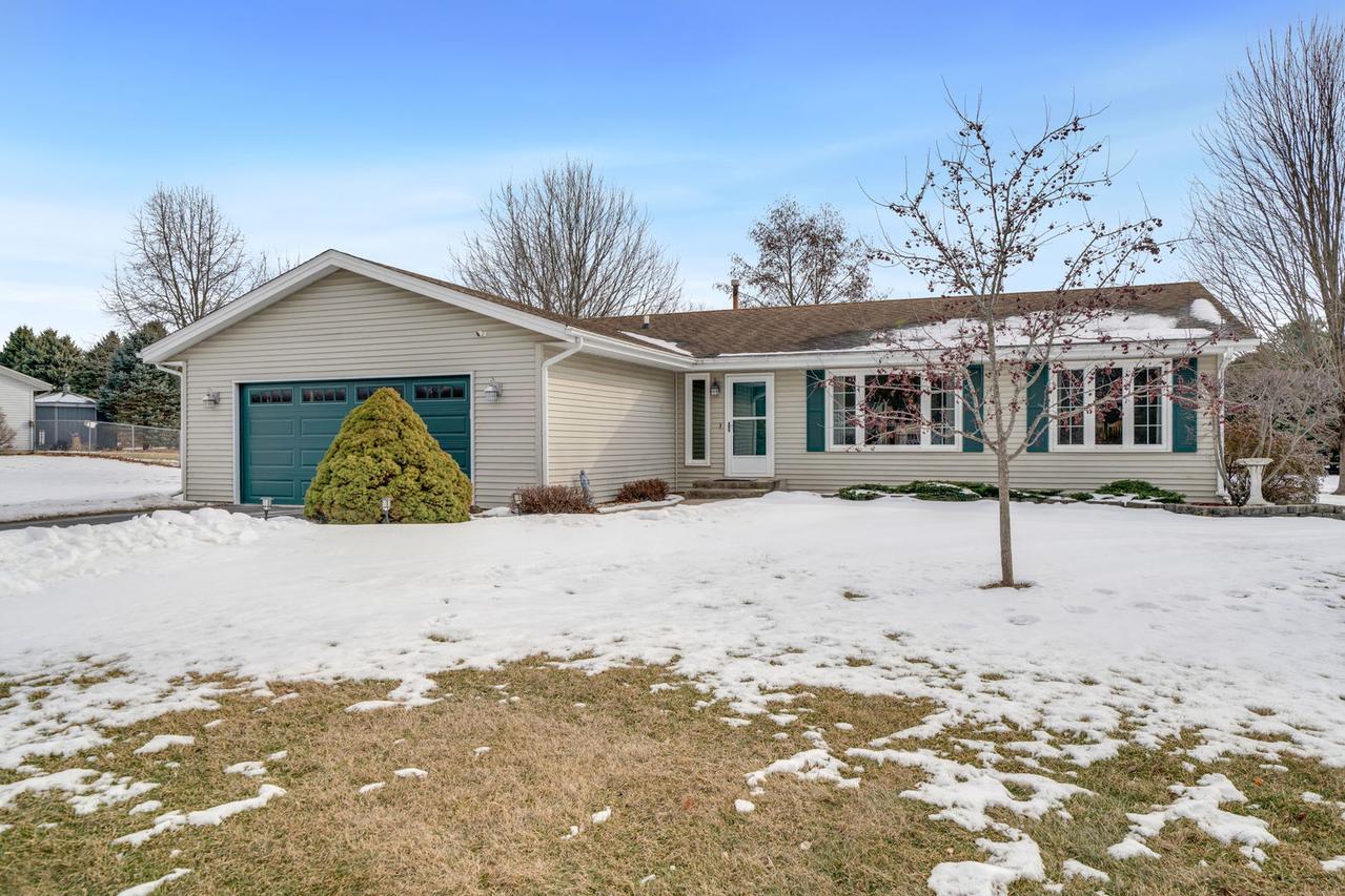 [Address Hidden by Seller], Roscoe, IL 61073