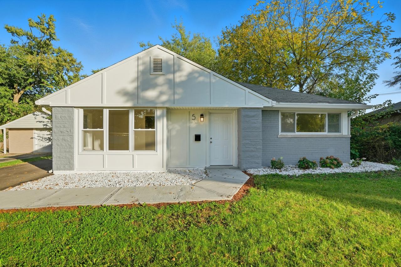 5 Oak Ln., Park Forest, IL 60466