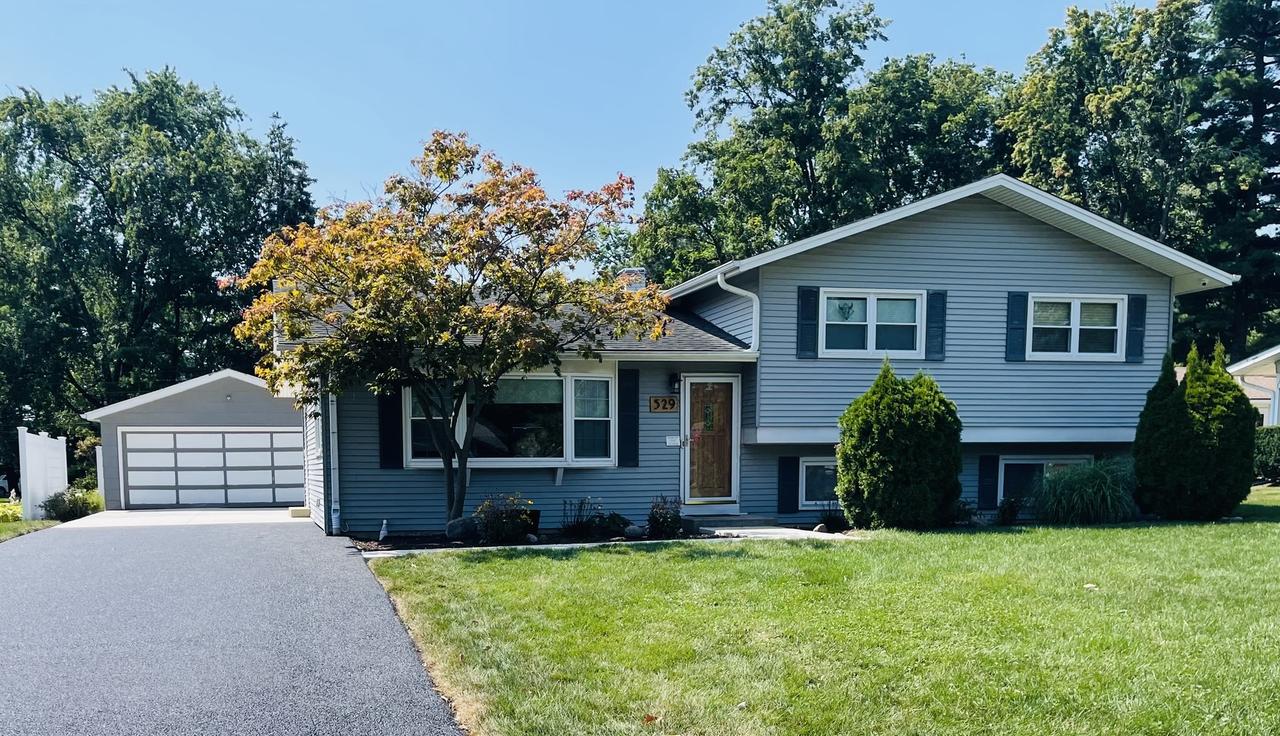 529 Meadow Ln., Lisle, IL 60532