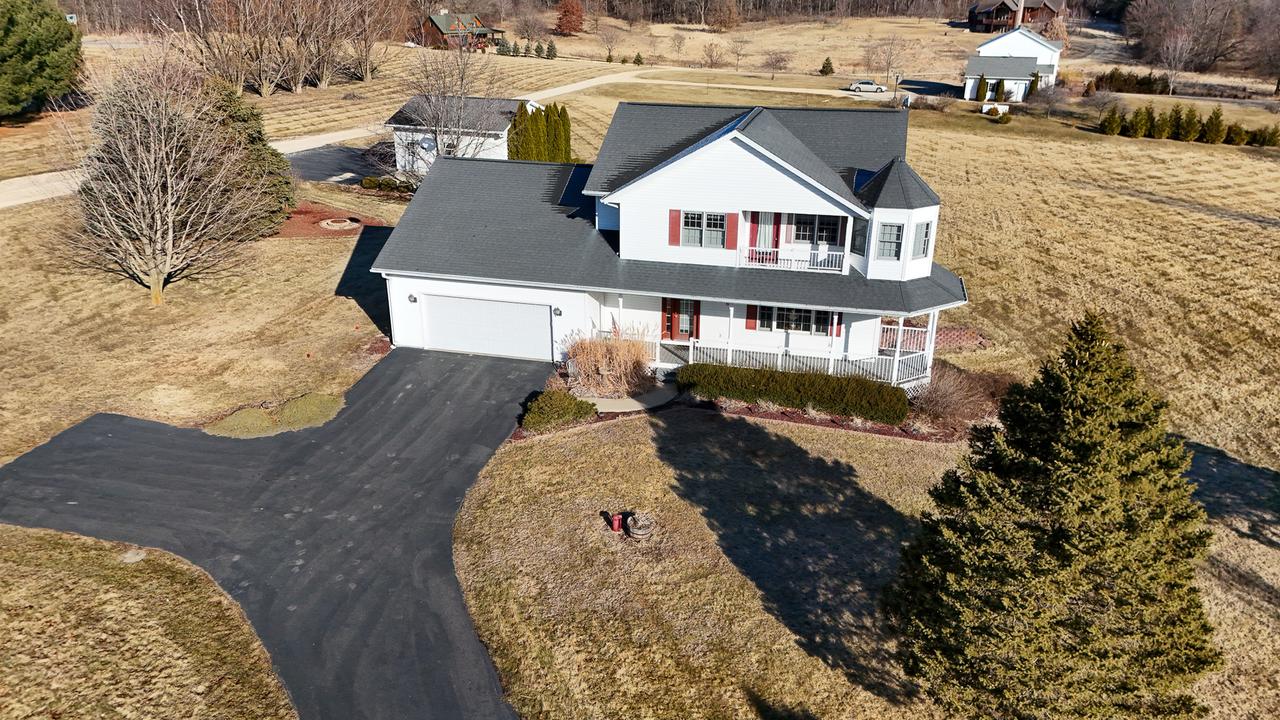 376 Kilgore Rd., Dixon, IL 61021