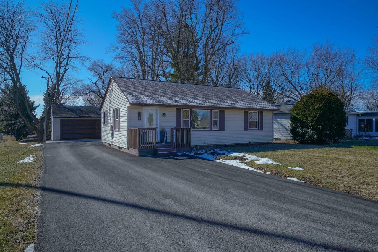 801 W Fulton St., Polo, IL 61064