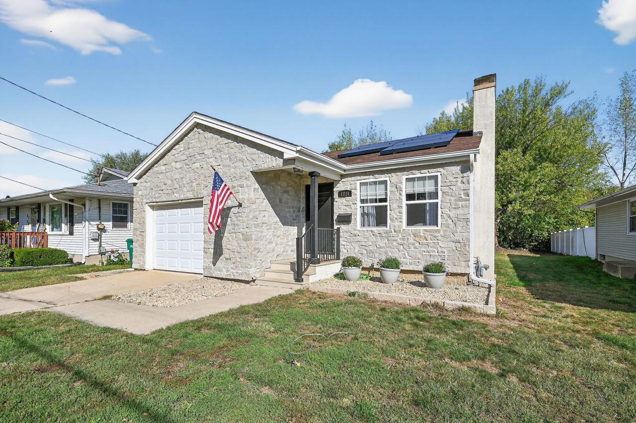 1314 W Washington St., Ottawa, IL 61350