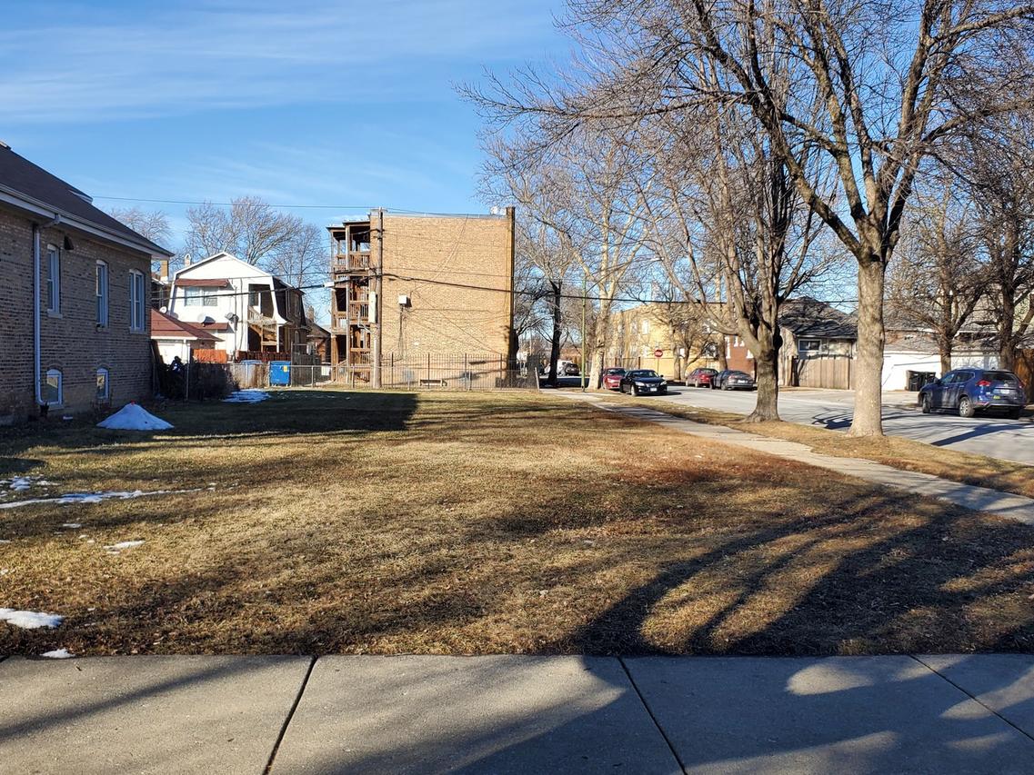 4702 W Wrightwood Ave., Chicago, IL 60639