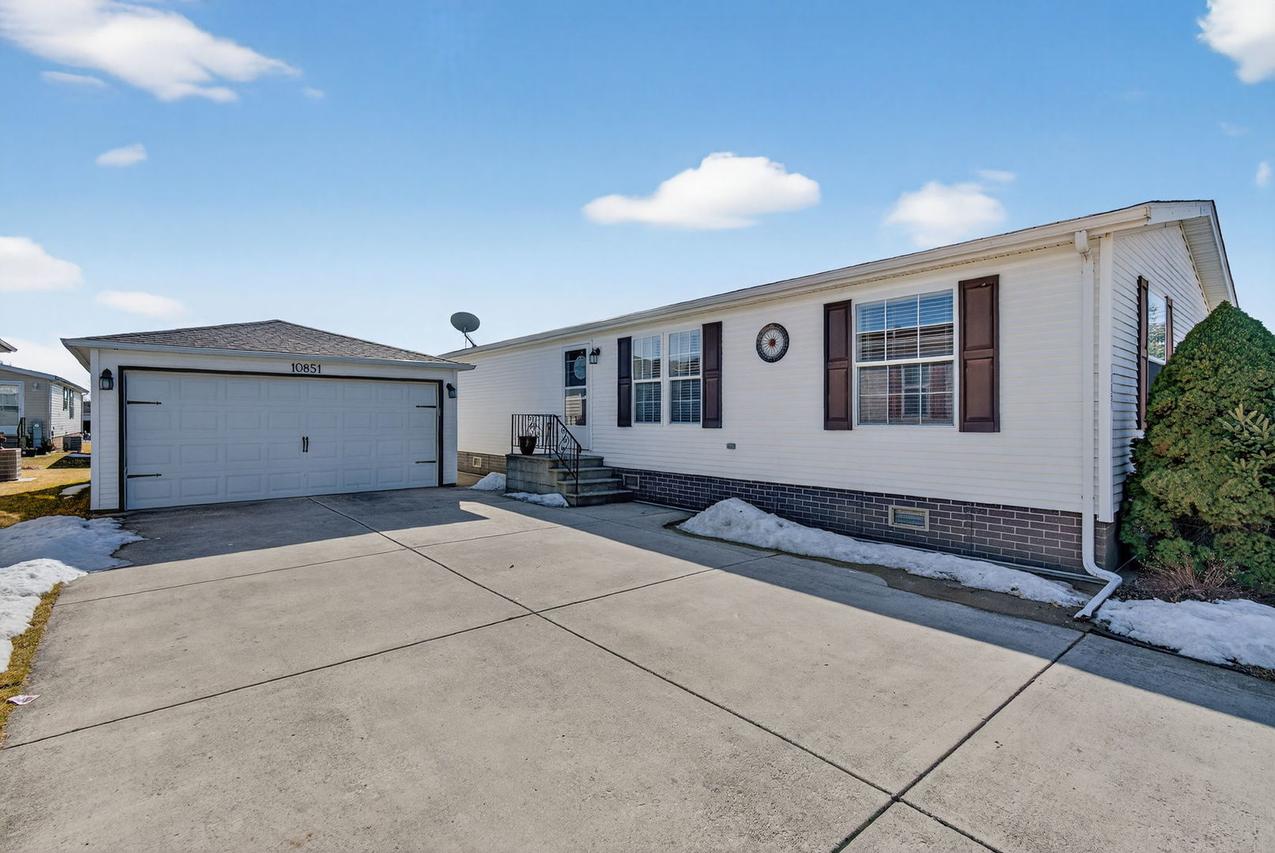 10851 La Costa Ln., Frankfort, IL 60423