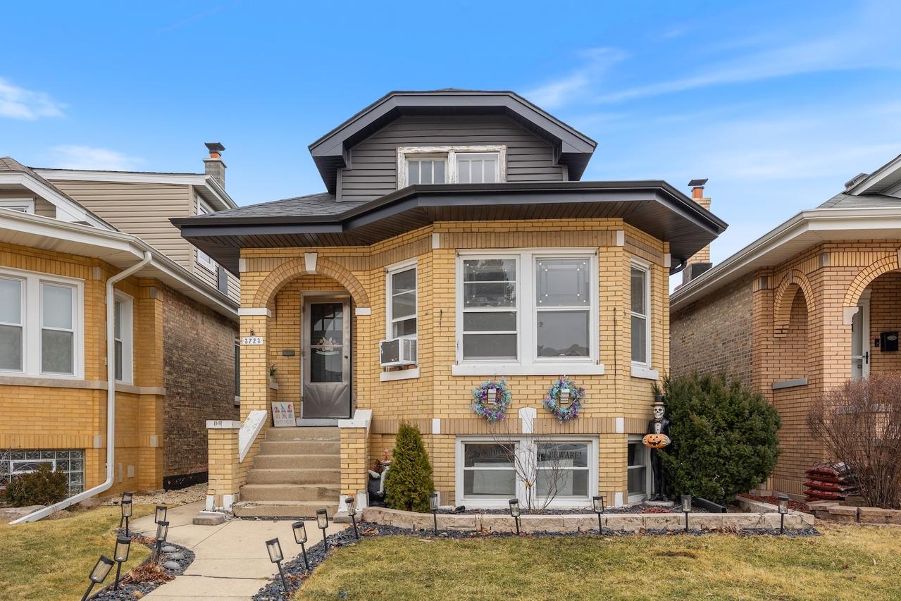 3723 Home Ave., Berwyn, IL 60402