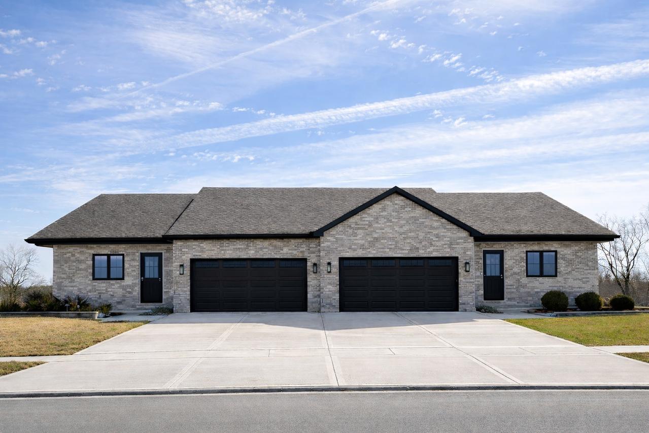 25136 S Westwind Dr., Channahon, IL 60410